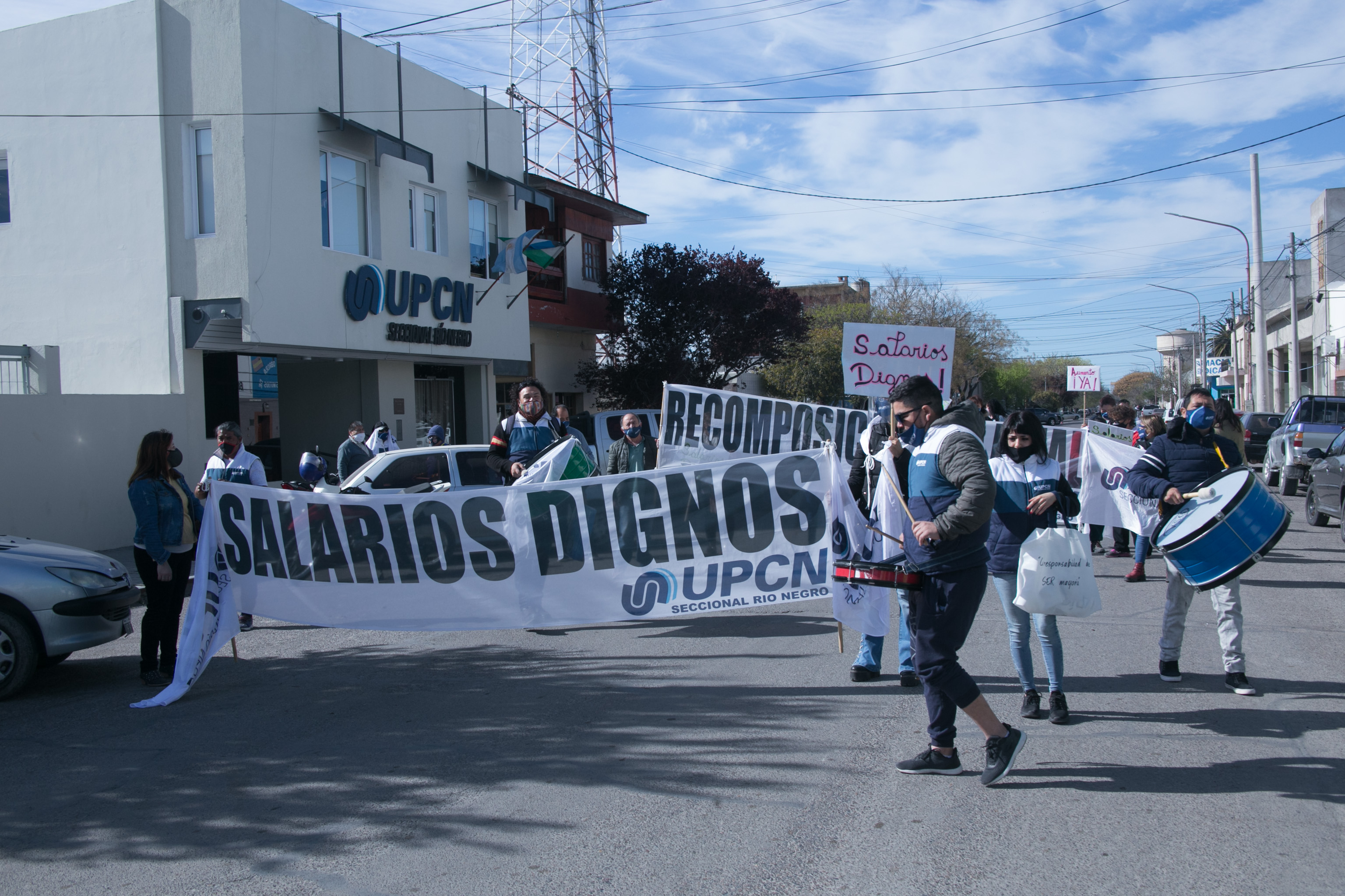 La marcha se inició en la sede central del gremio. Foto: Pablo Leguizamón. 