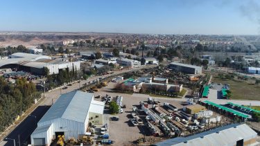 El municipio neuquino planea destinar unas 700 hectáreas en la meseta de la ciudad para ampliar aún más el parque logístico que tiene actualmente. (Foto: gentileza)