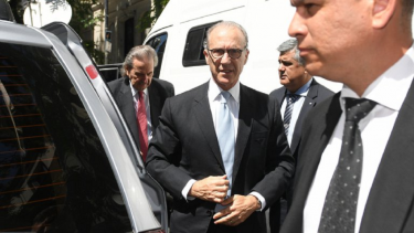  Rosenkrantz señaló que el planteo era admisible porque se vislumbraba un intento del Ejecutivo para revisar retroactivamente el mecanismo de designación de un número importante de jueces de la Nación.-