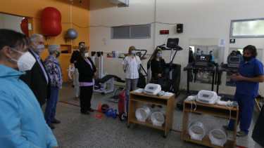 Acto de entrega de equipamientos a Adanil esta mañana en Roca. Foto: Juan Thomes