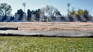 Los resultados deportivos sobre el sintético no fueron buenos para el club. (Foto: Florencia Salto)