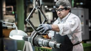 La actividad industrial retrocedió 7,1% interanual en agosto, informó Indec