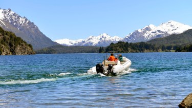 El accidente sucedió cerca de las 21 de este miércoles en el lago Moreno de Bariloche. (Foto Archivo Alfredo Leiva)