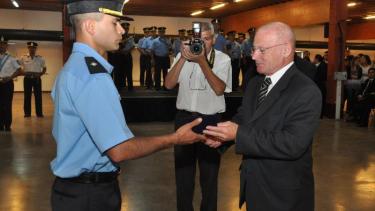 Pellini durante un acto oficial de la policía.  Foto: Yamil Regules