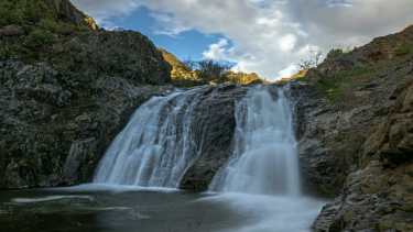 Maravillas del norte neuquino: así corren ríos y arroyos en el deshielo