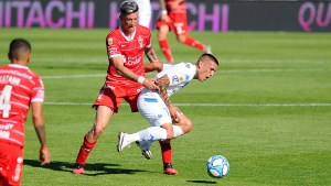 Vélez fue más que Huracán pero se tuvo que conformar con el empate. Mirá los goles