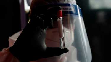 Hoy se realizaron 72.886 test en el país. 