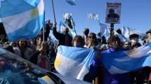Imagen de Cientos de manifestantes se movilizaron contra el gobierno nacional en Bariloche