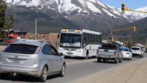 Gennuso autorizó una suba del 55% del boleto de colectivo en Bariloche
