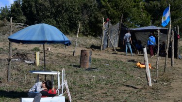 El juez define si hace lugar al pedido de desalojo de la toma del este. Foto: archivo