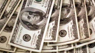 El denominado dólar blue no encuentra techo y subió tres pesos.