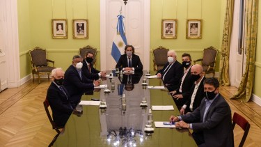 Dirigentes y funcionarios se reunieron en Casa Rosada.