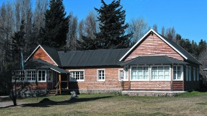 Una escuela de 100 años y accidentada historia en Bariloche