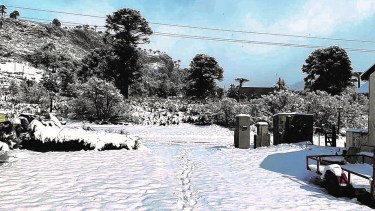 Caviahue – Copahue: nevada de primavera con la mirada en el verano