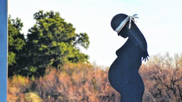 Todas las víctimas de este juicio fueron llevadas en vuelos clandestinos desde el aeropuerto Neuquén a Bahía Blanca en 1.976. Foto archivo.