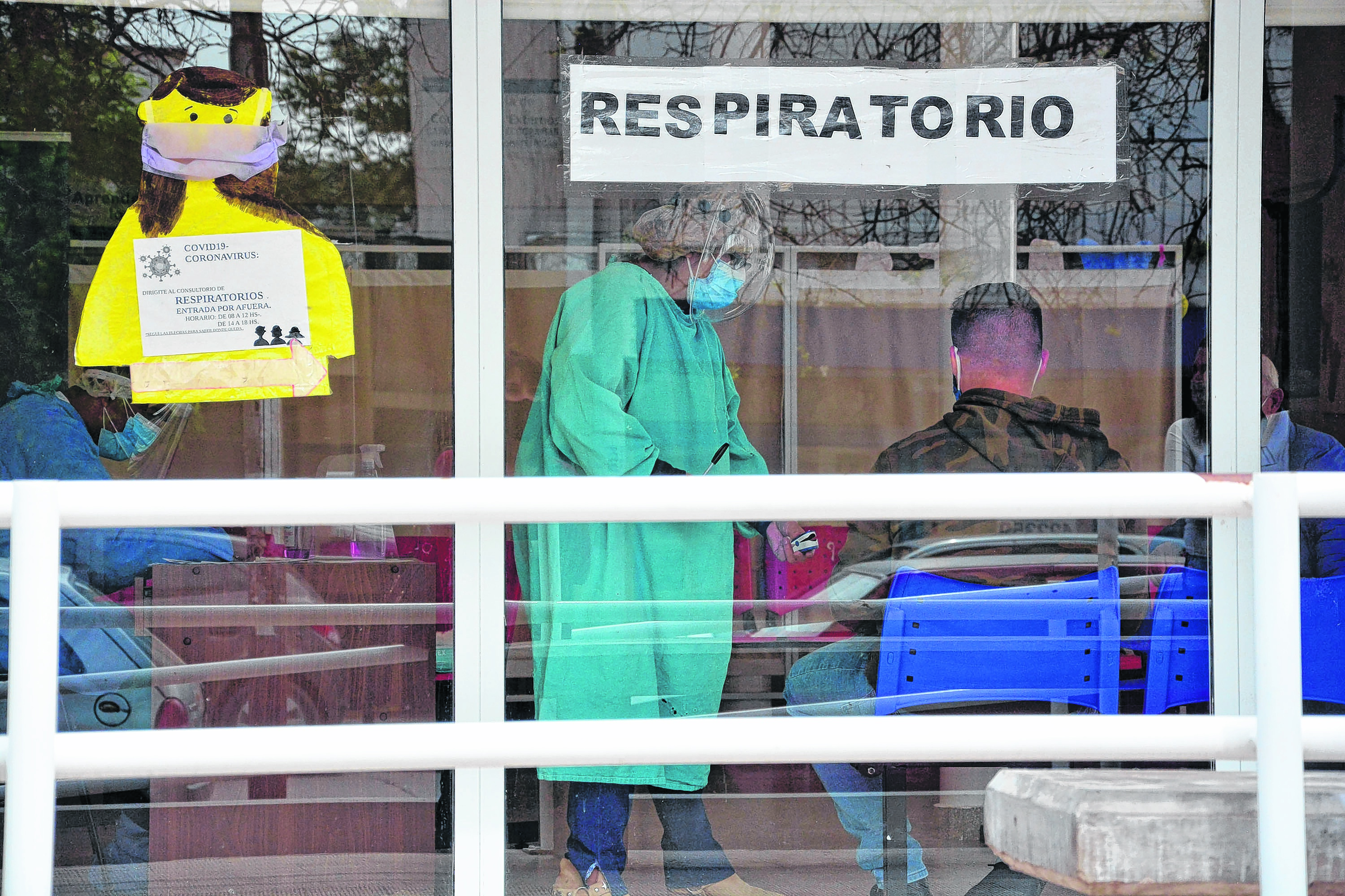 La capital rionegrina tiene más de 600 casos activos, unos 1.200 acumulados y medio centenar de fallecidos por coronavirus. (Foto: Marcelo Ochoa)