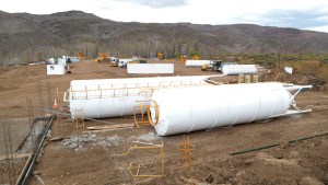Avanza la obra de la represa de Nahueve con protocolos por el coronavirus