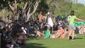 Ya funciona el 0800 para denunciar reuniones sociales en Neuquén