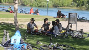 Neuquén en Dispo: se amplían horarios de circulación y comercios