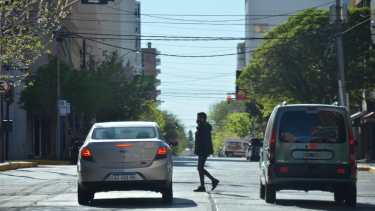 Neuquén tendrá fuertes cambios en la circulación vehicular de 10 barrios. (Foto: Yamil Regules).
