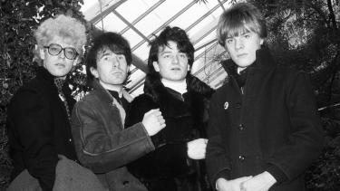 Los U2 1980: el bajista Adam Clayton, el guitarrista The Edge, el cantante Bono y el baterista Larry Mullen Jr.