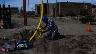 El objetivo es llevar los servicios esenciales al 100% de los vecinos. Foto: gentileza.