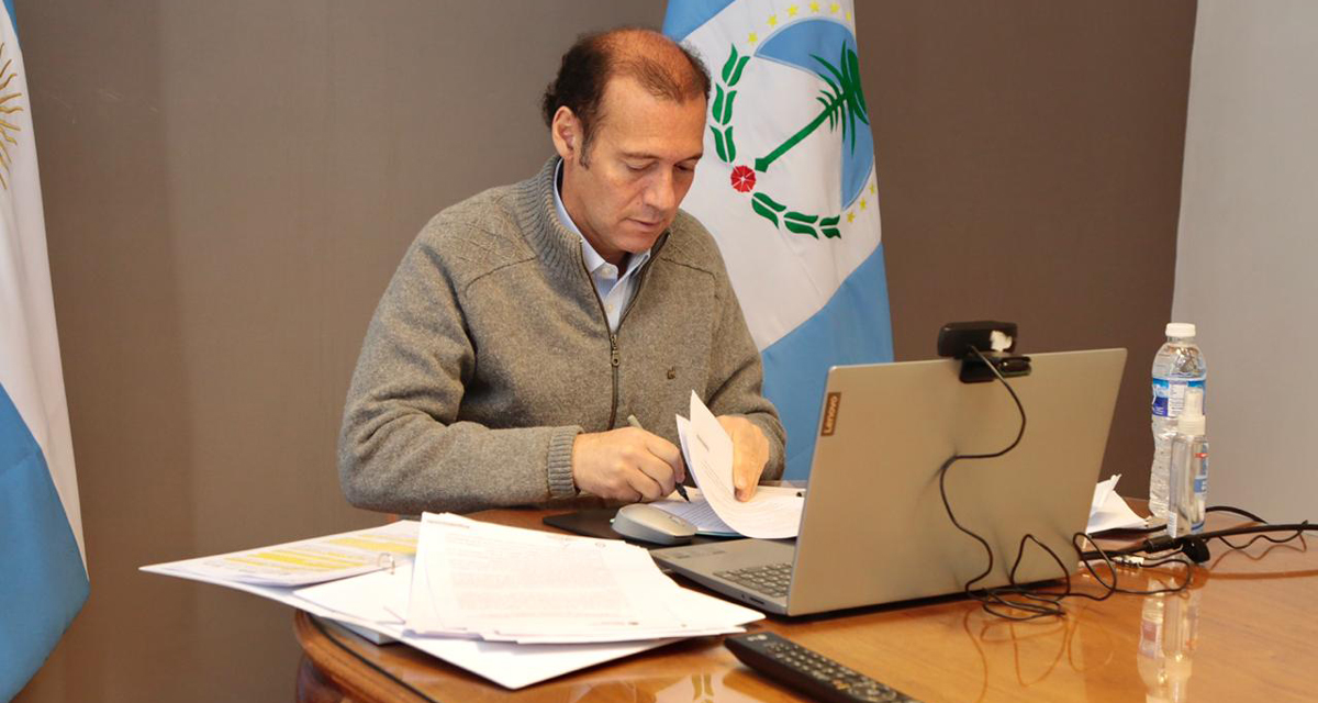 El gobernador Omar Gutiérrez adhirió a la iniciativa. Foto: Prensa de Gobierno