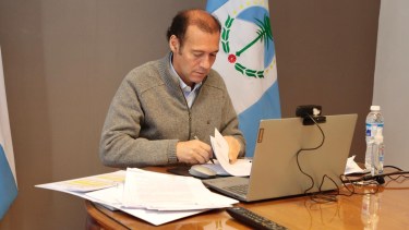 El gobernador Omar Gutiérrez adhirió a la iniciativa. Foto: Prensa de Gobierno