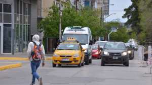 Aceptan la restricción vehicular en Neuquén, pero piden medidas más fuertes