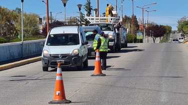 Cutral Co y otras seis ciudades tienen controles para que se cumpla la resrtricción vehicular. 
