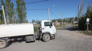 En el loteo Los Frutales de Valentina norte tienen certificados de propiedad pero no  servicios (foto Oscar Livera)