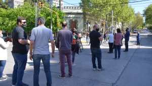 Para comerciantes de Neuquén, no se pueden cumplir las restricciones