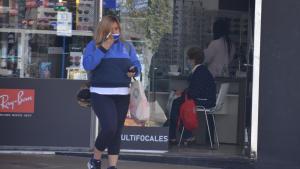 Dispar acatamiento comercial a las nuevas reglas de restricción en Neuquén