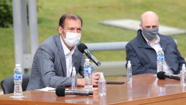 Gutiérrez presentó hoy la proyección de reactivación de equipos petroleros para la provincia.