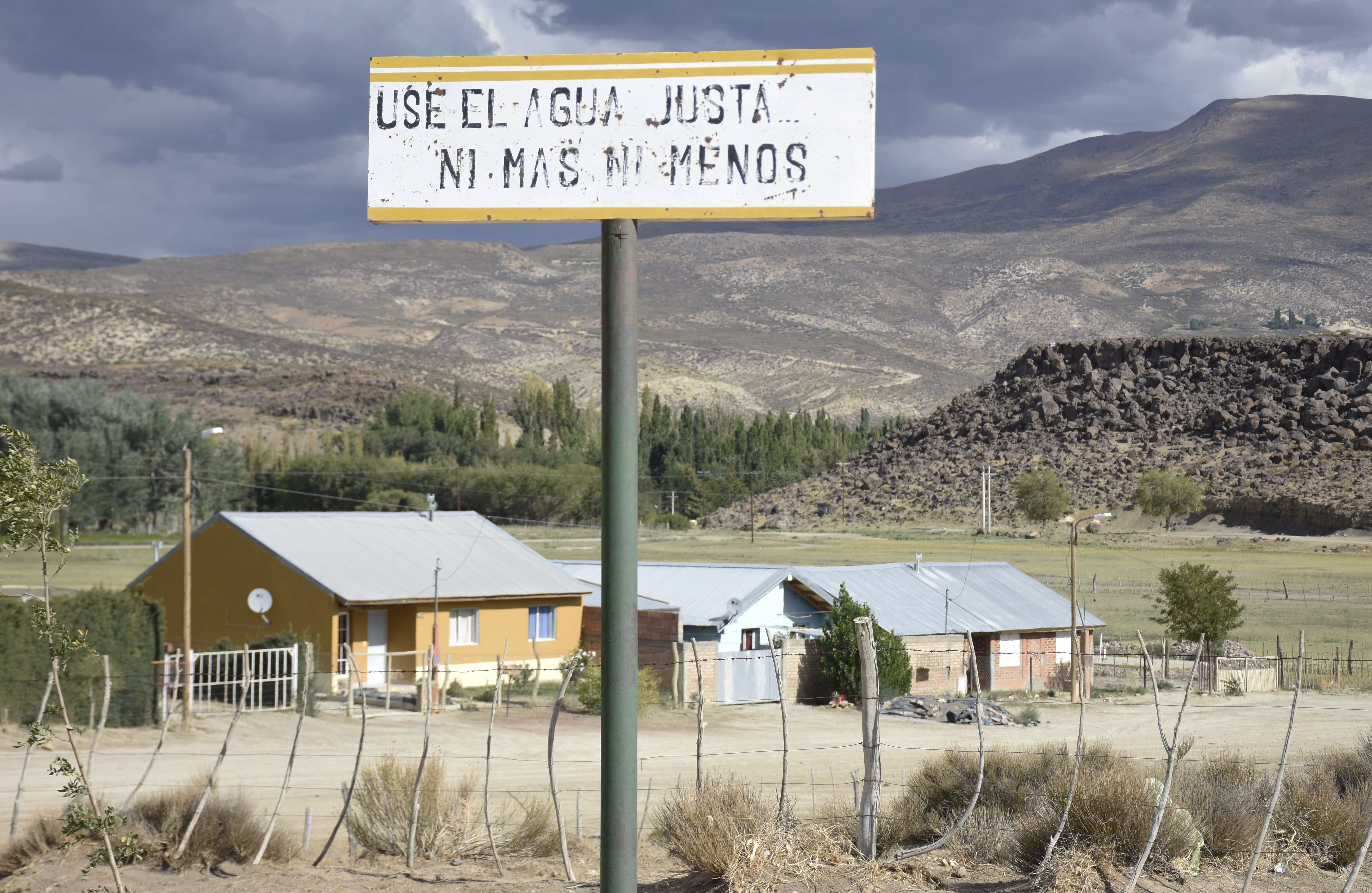 Tricao Malal, una de las localidades del norte neuquino que aún no ha tenido casos de covid-19. Foto Florencia Salto.