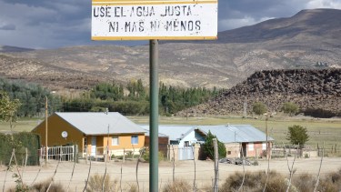 Tricao Malal, una de las localidades del norte neuquino que aún no ha tenido casos de covid-19. Foto Florencia Salto.