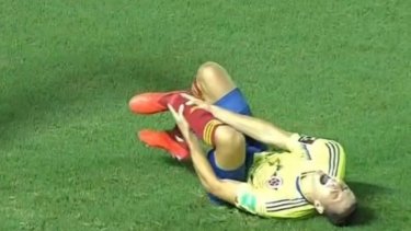 Santiago Arias se lesionó en el partido que Colombia le ganó a Venezuela por 3 a 0.