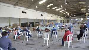 Sin los socios históricos, se realizó la asamblea de La Reginense