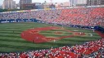 Imagen de Japón probará con la presencia de más público en partidos de beisbol