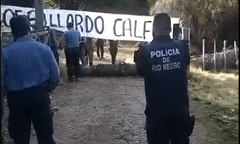 Dos miembros de la comunidad mapuche fueron citados por la justicia, pero no aparecieron en la audiencia de este viernes y, por eso, el juez ordenó su detención. (Foto Gentileza)