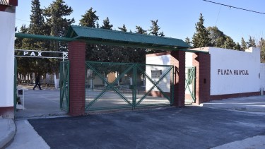 El robo se registró en el cementerio de Huincul. 