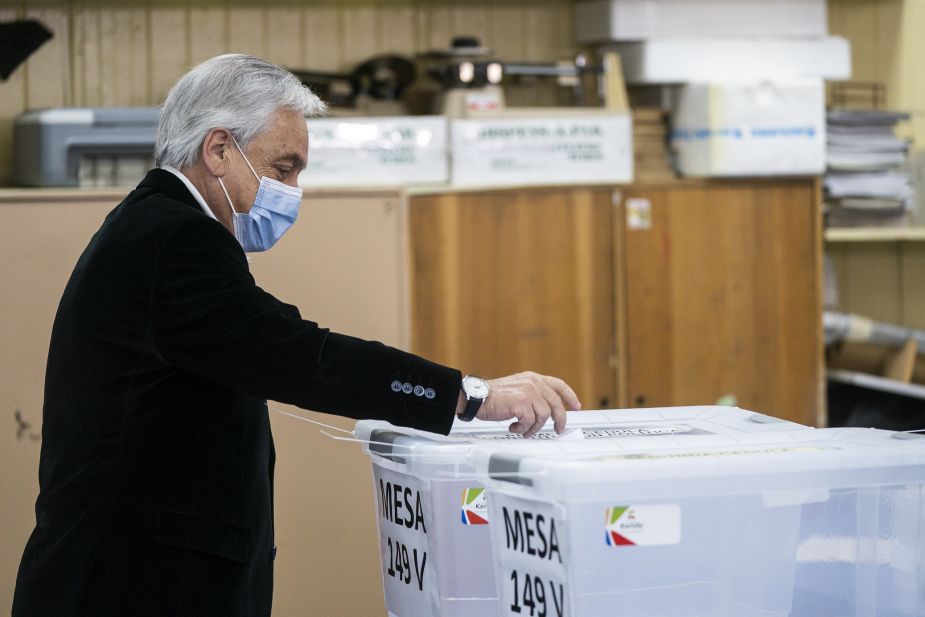 Chile: El presidente chileno, Sebastián Piñera, votó esta mañana.  Foto: AFP.