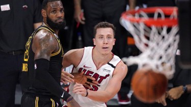 Lakers va por el título contra el Heat.