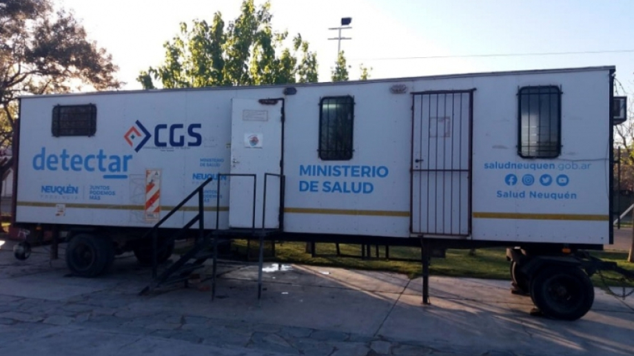 EL tráiler DetectAR funcionará tres días en la semana en Centenario. Foto: Gentileza