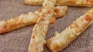 Grisines de crema de leche y queso