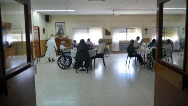 El promedio de edad de quienes residen es de 86 años. Foto archivo.
