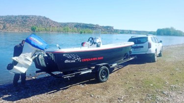 Los pescadores esperan volver a disfrutar de su actividad a partir del domingo 1 de noviembre con el inicio de la temporada de pesca  Aquí, el Limay Medio. Mañana las lanchas estarán en Neuquén capital. 