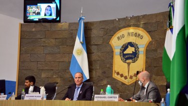 El debate de las herramientas financieras se derivó en la discusión por la deuda. Foto: Marcelo Ochoa