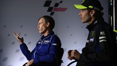 Valentino Rossi firmó su contrato para seguir en MotoGP