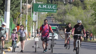 Las curva de casos en Neuquén está en descenso. (Foto: archivo Oscar Livera)